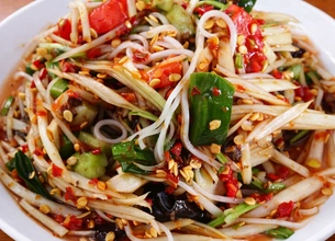 ส้มตำไทยและส้มตำลาว